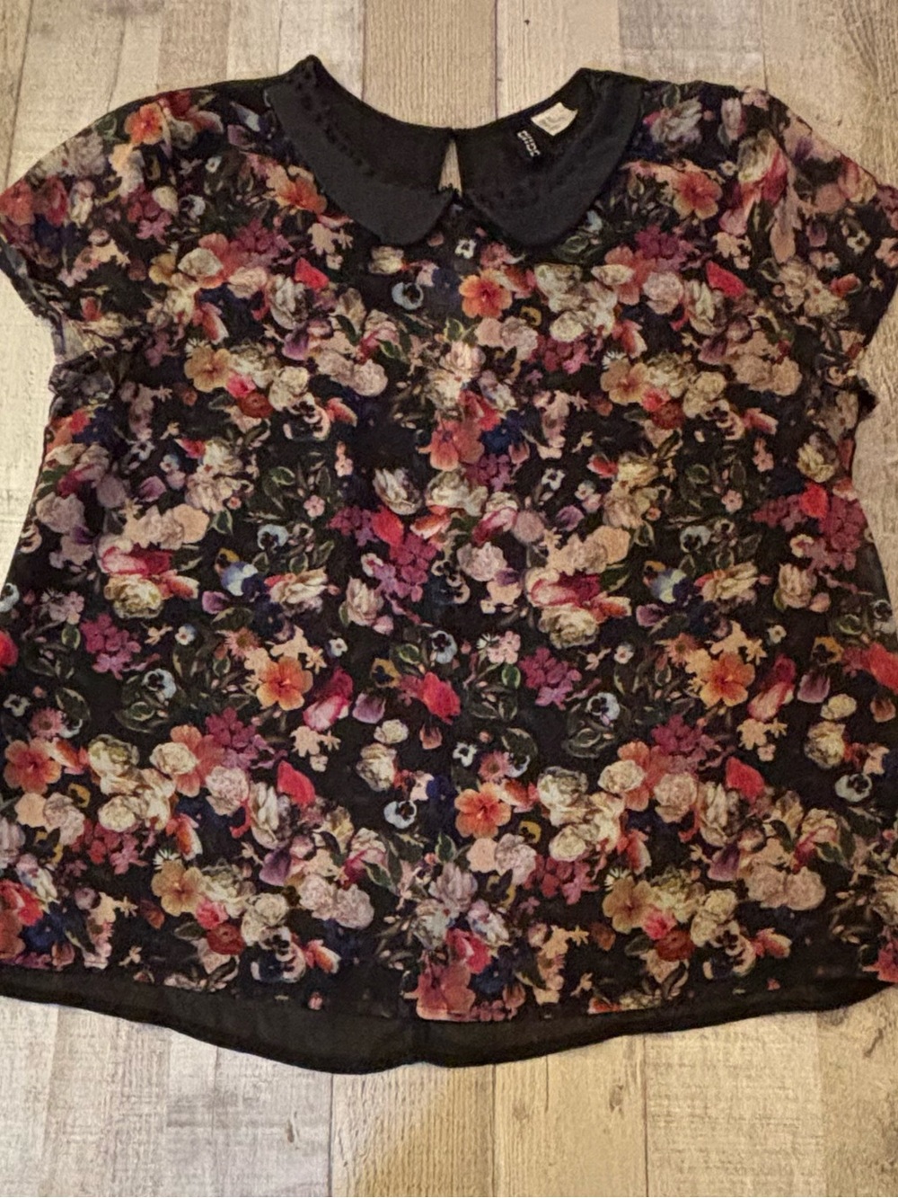 DIVIDED Floral Blouse – Women’s Size 10